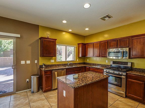 5th image of 757 W Calle Valenciana