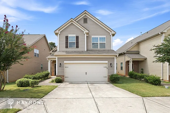 2419 Oakleaf Cir