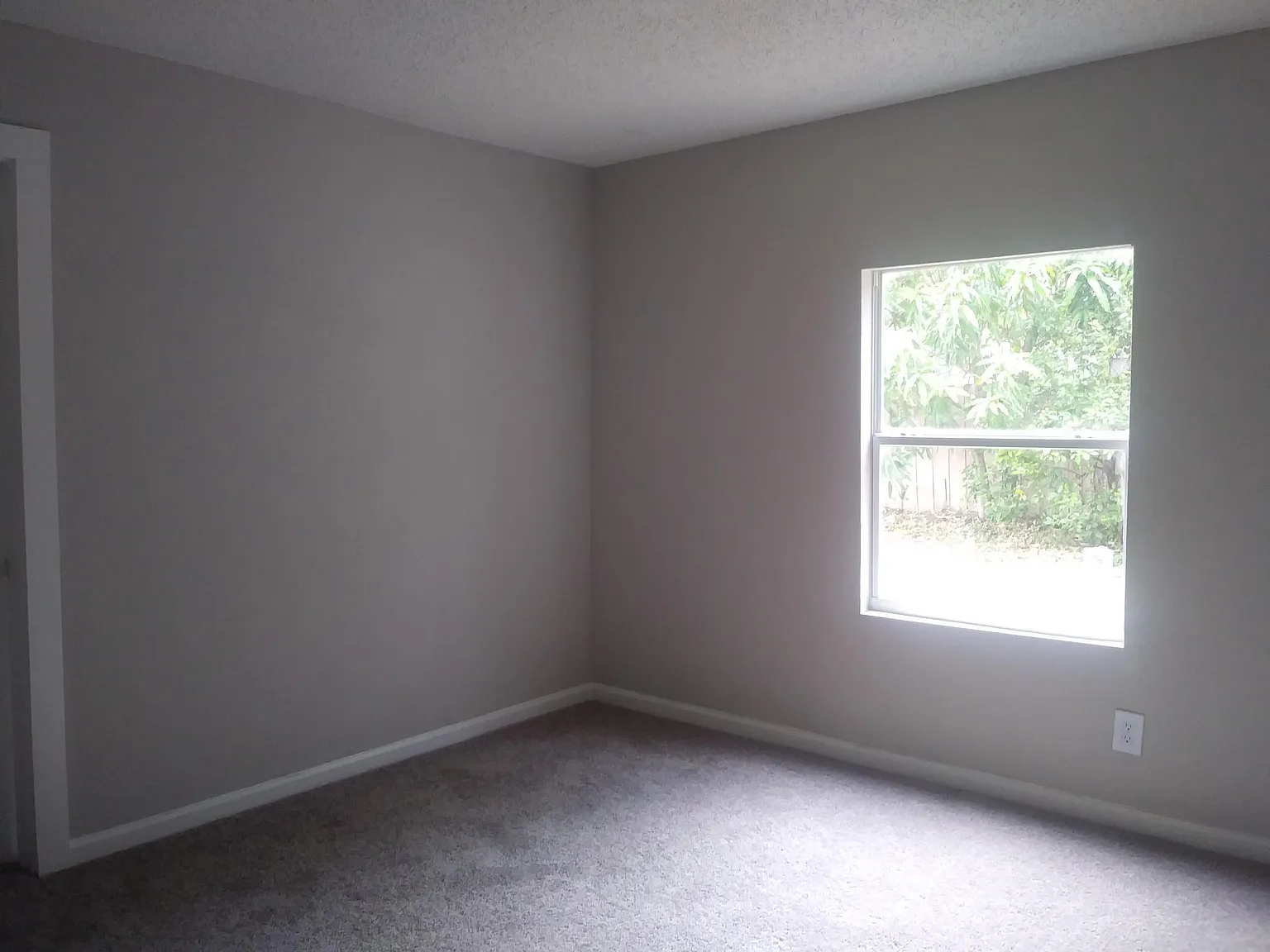 1523 W Hiawatha St — Photo 4