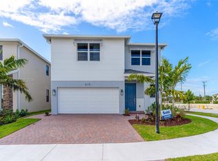 615 NE 1st Ter, Homestead, FL 33030