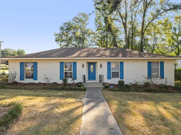 100 Rhodes Dr, Hattiesburg, MS 39402