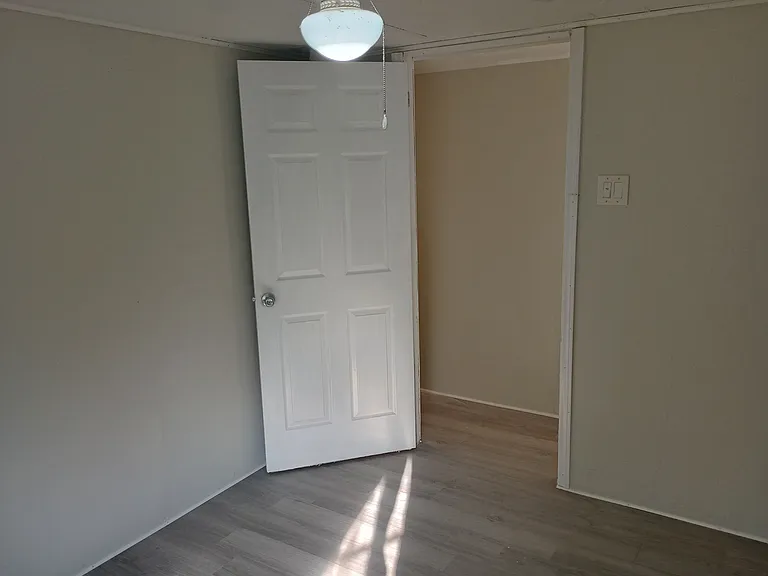 6519 Sandra Dr — Photo 17