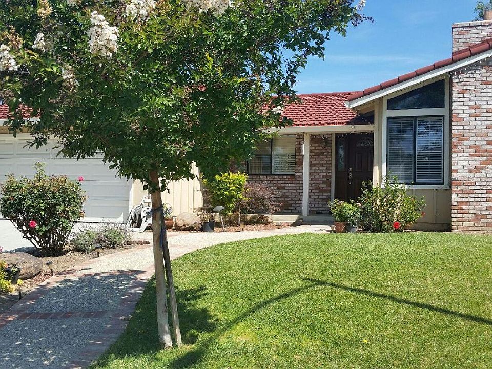 1st image of 3381 Thrift Pl