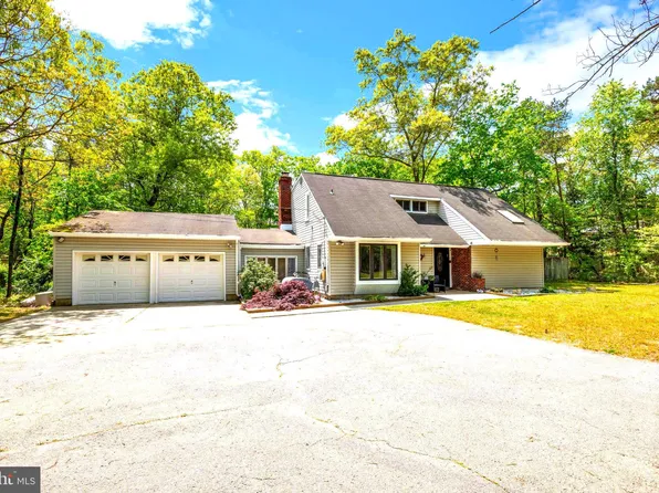 157 Clearfield Ave, Marlton, NJ 08053