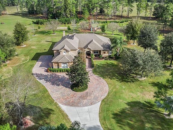 3rd image of 24125 Wagonwheel Ct