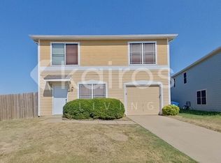 1621 Vineridge Ln, Burleson, TX 76028