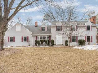 3320 Camelia Ct, Green Bay, WI 54301