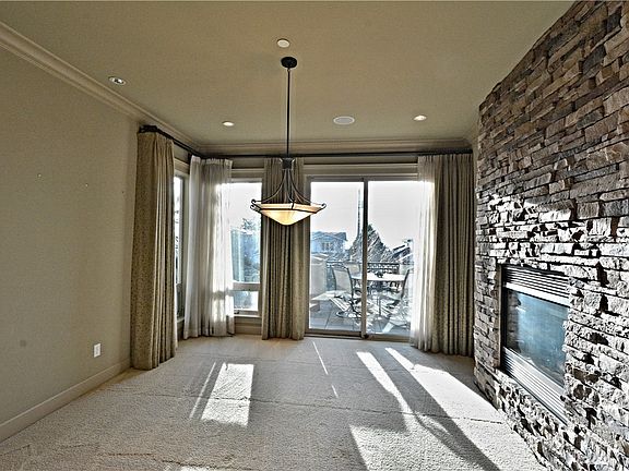 3rd image of 310 8th Ave W