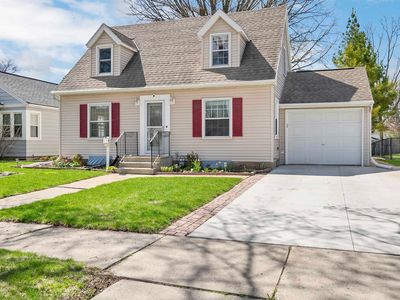 1112 Marquette Ave, Green Bay, WI, 54304
