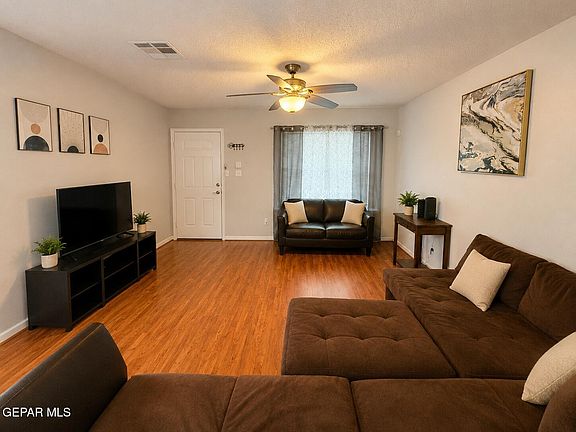 4th image of 12028 Greenveil Dr