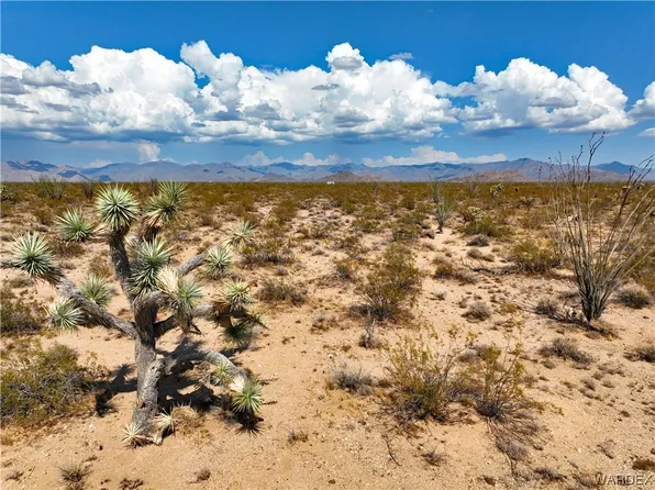 243-15-012 Rainbow Rd, Yucca, AZ 86438