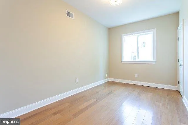 2026 McClellan St — Photo 17