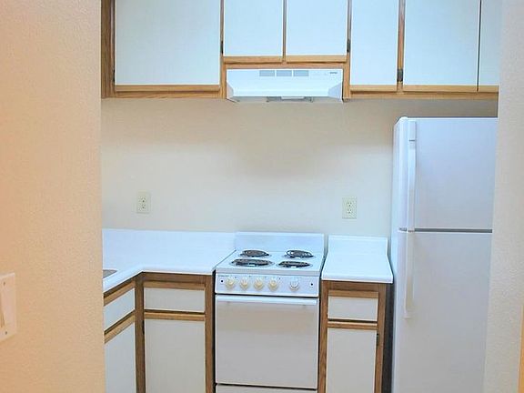 4th image of 470 Bollinger Canyon Ln APT 283