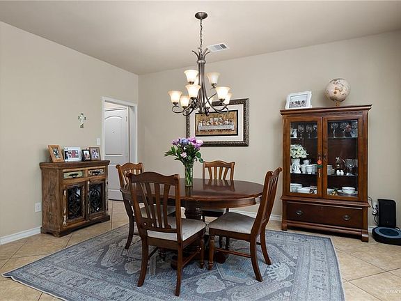 3rd image of 2803 San Eduardo St