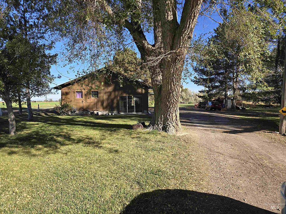 2nd image of 280 Orchard Dr W