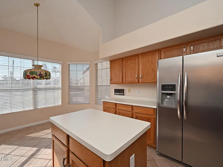 5730 E Gelding Dr — Photo 10
