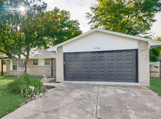 1114 Rockledge Dr, Garland, TX 75043