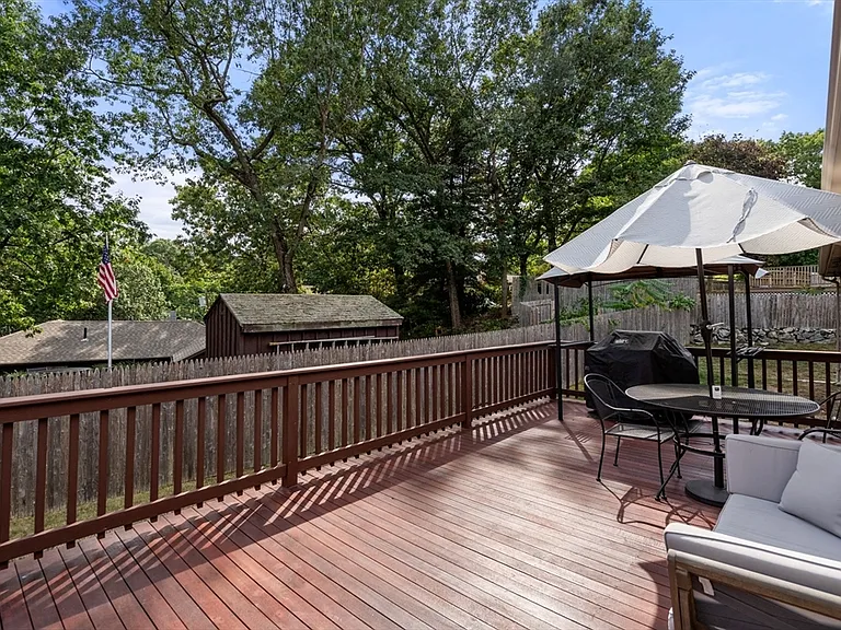 29 Anthony Ln — Photo 13