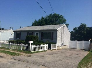 26 Shiloh St, Providence, RI 02904