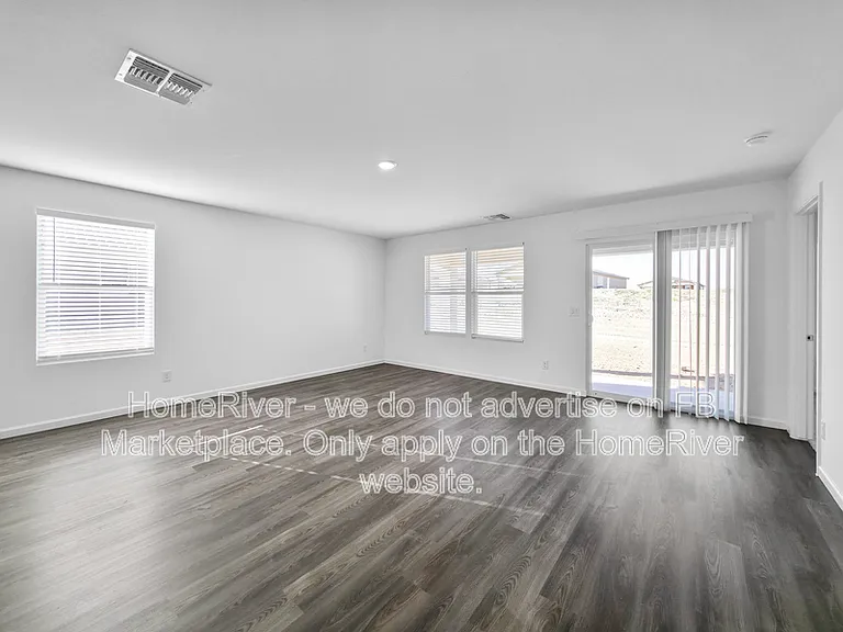 1790 Yance Dr — Photo 6