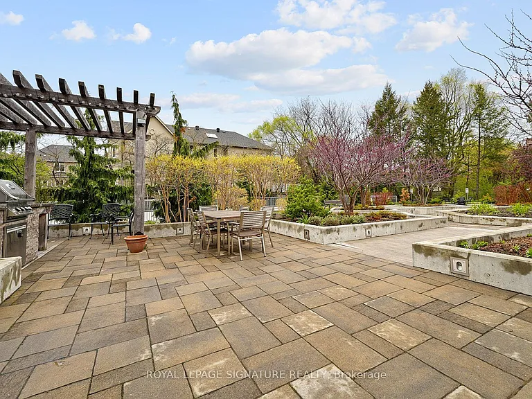 5 Kenneth Ave #205 — Photo 33