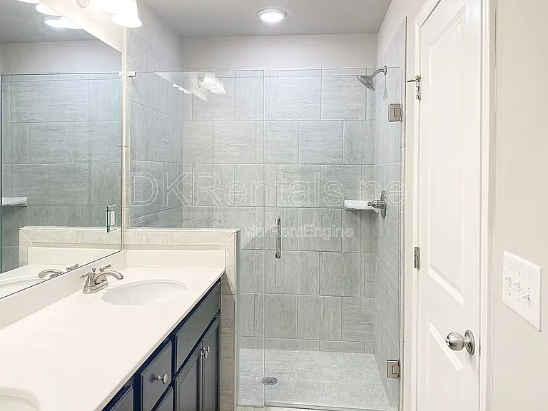 5108 Fox Den Rd — Photo 19