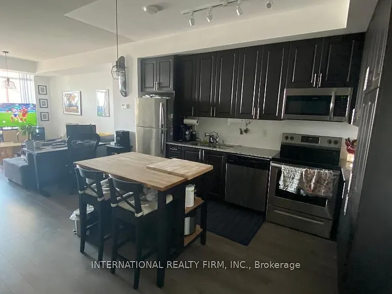 3091 Dufferin St #601 — Photo 4