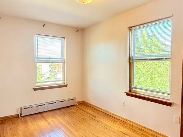 28-20 21st Avenue image 1 of 13