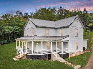 5827 Botetourt Rd, Fincastle, VA 24090