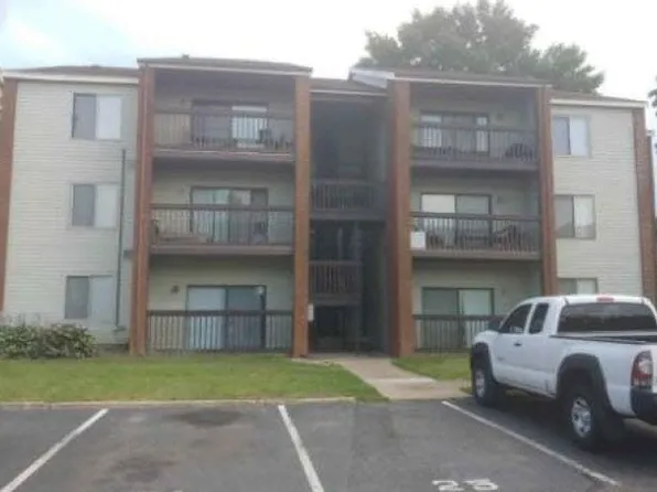 33 Haverford Ct, Hampton, VA 23666