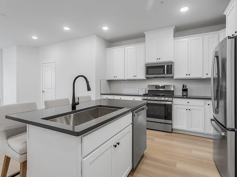 42708 Darala Dr — Photo 7