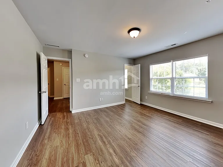 1525 Essexwood Dr — Photo 19