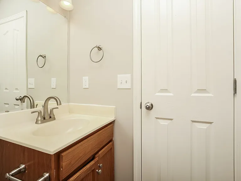 1111 Nahanee Ct — Photo 14