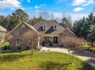 301 Mingo Dr, Loudon, TN 37774
