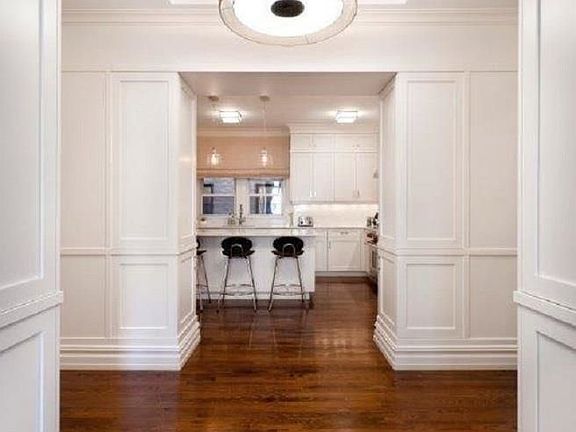 2nd image of 215 W 88th St #6GF