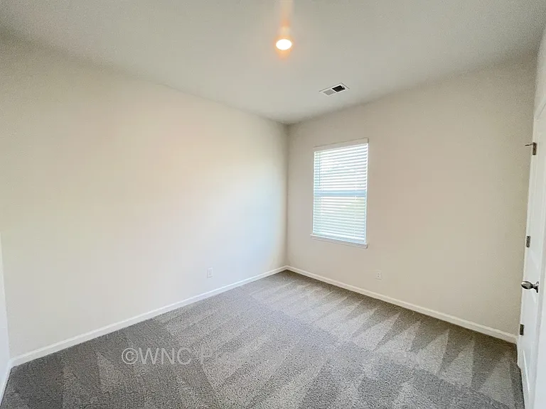 134 Shorthorn Rd — Photo 12