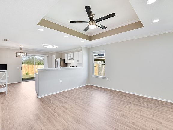 4th image of 1716 Anise Dr
