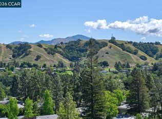 2600 Ptarmigan Dr APT 3, Walnut Creek, CA 94595