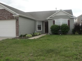 8321 S Evening Dr, Pendleton, IN 46064