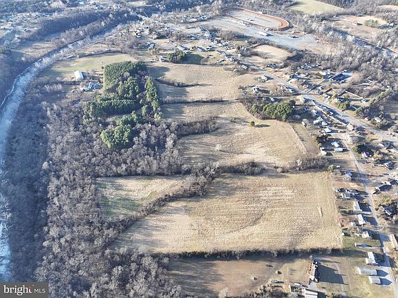 4th image of Walnut Point W