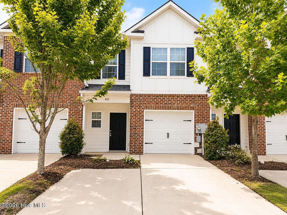 1st image of 812 Benelli Lane