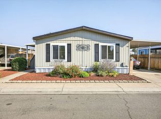 1570 S Peach St SPC 115, Medford, OR 97501