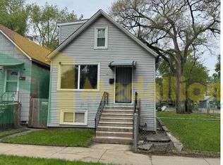 8802 S Saginaw Ave, Chicago, IL 60617