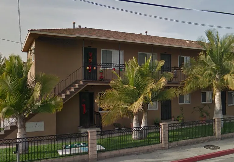 4131 Live Oak St #4131 — Photo 2