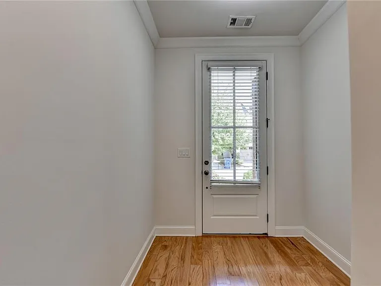 341 Bailey Walk — Photo 6