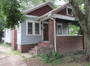 1016 W Armstrong Ave, Peoria, IL