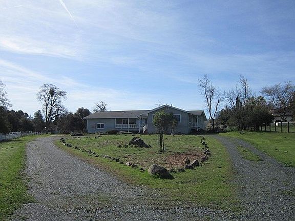 3rd image of 21179 Hemlock St #12