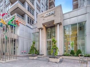 250 Wellington St W UNIT 836, Toronto, ON M5V3P6