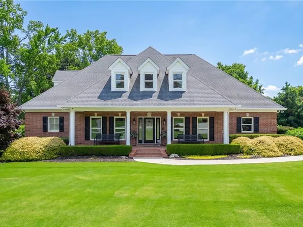 2623 Lindsey Grace Ln, Buford, GA 30519