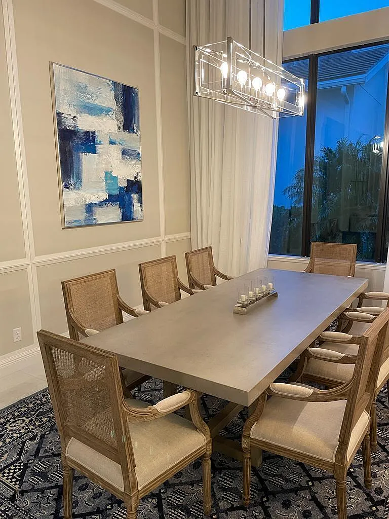 5 bed, 5.5 bath, 4662 sqft, $25,000 — Photo 4